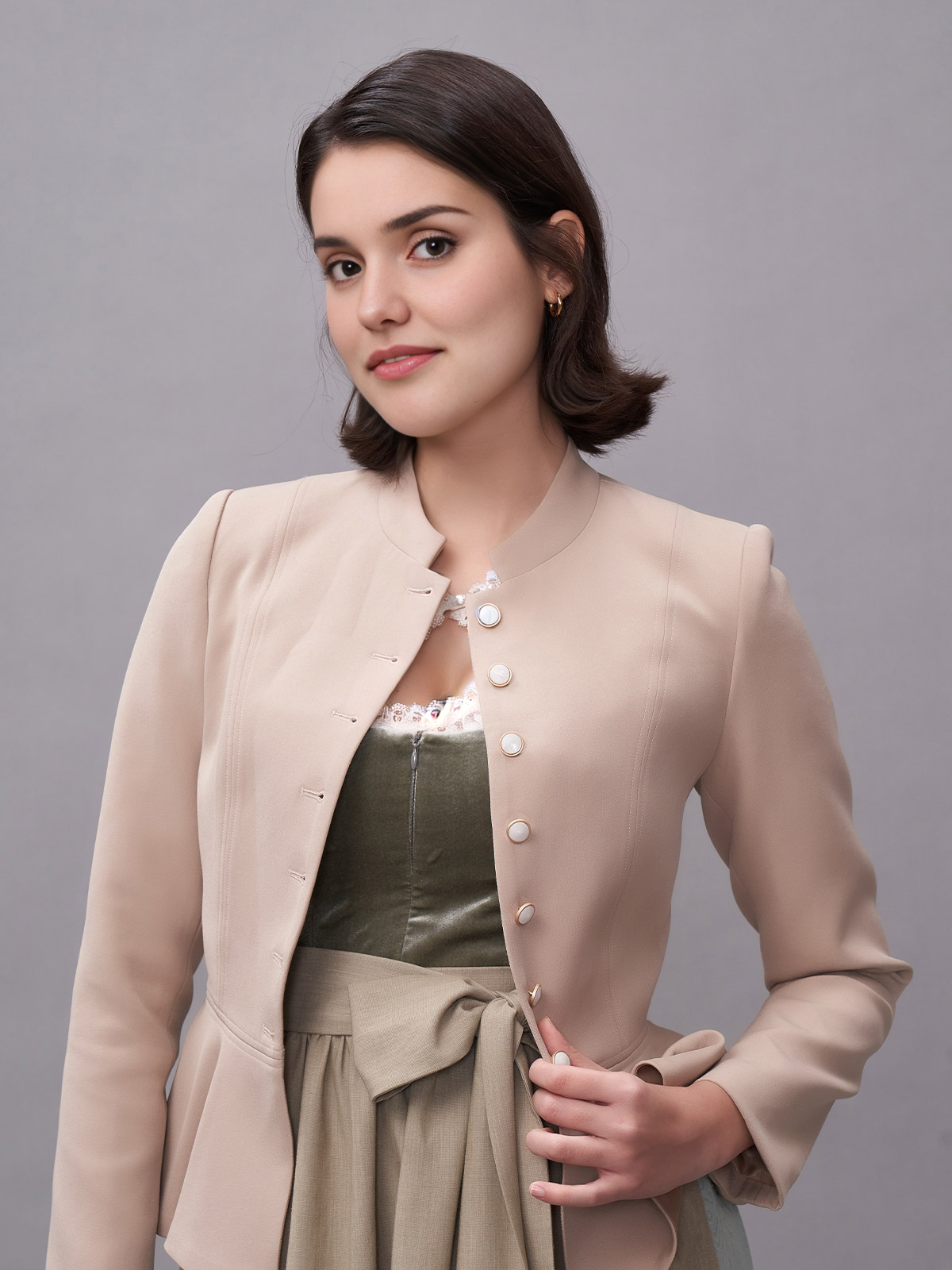 Dirndl mit Herzausschnitt