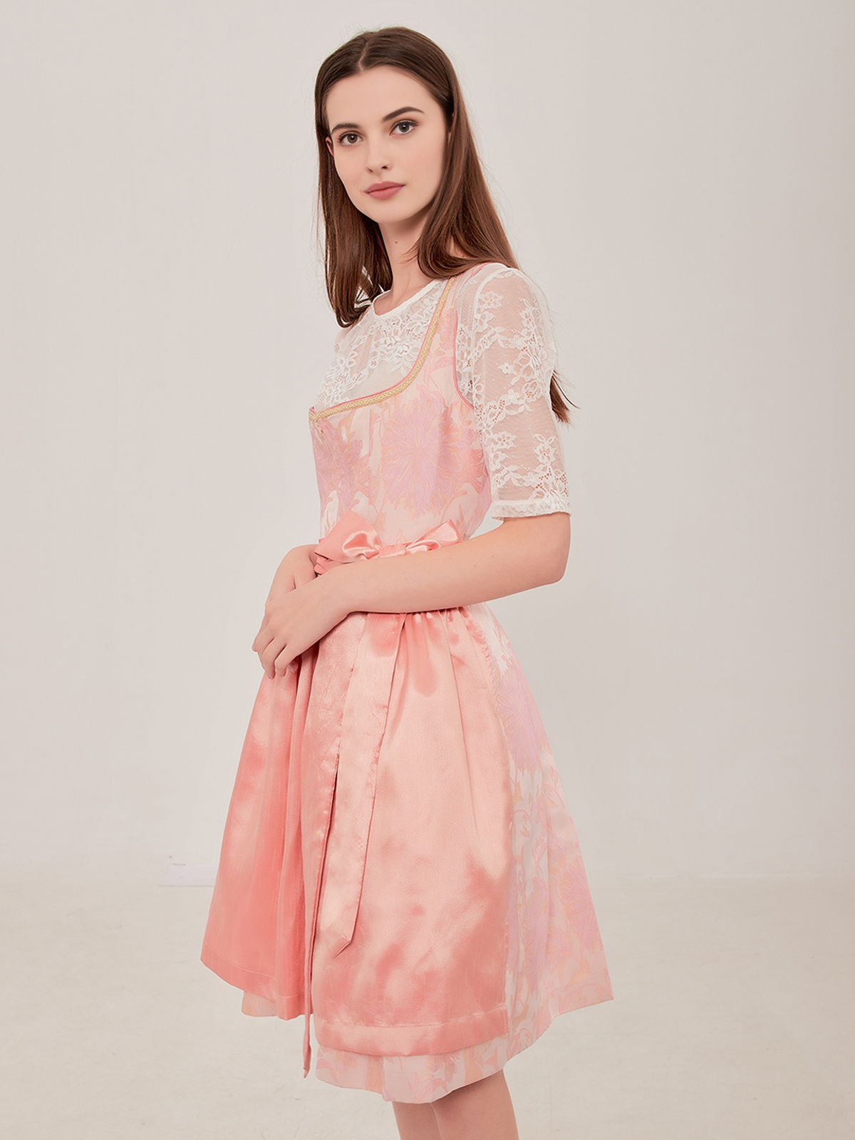 Dirndl in Grün