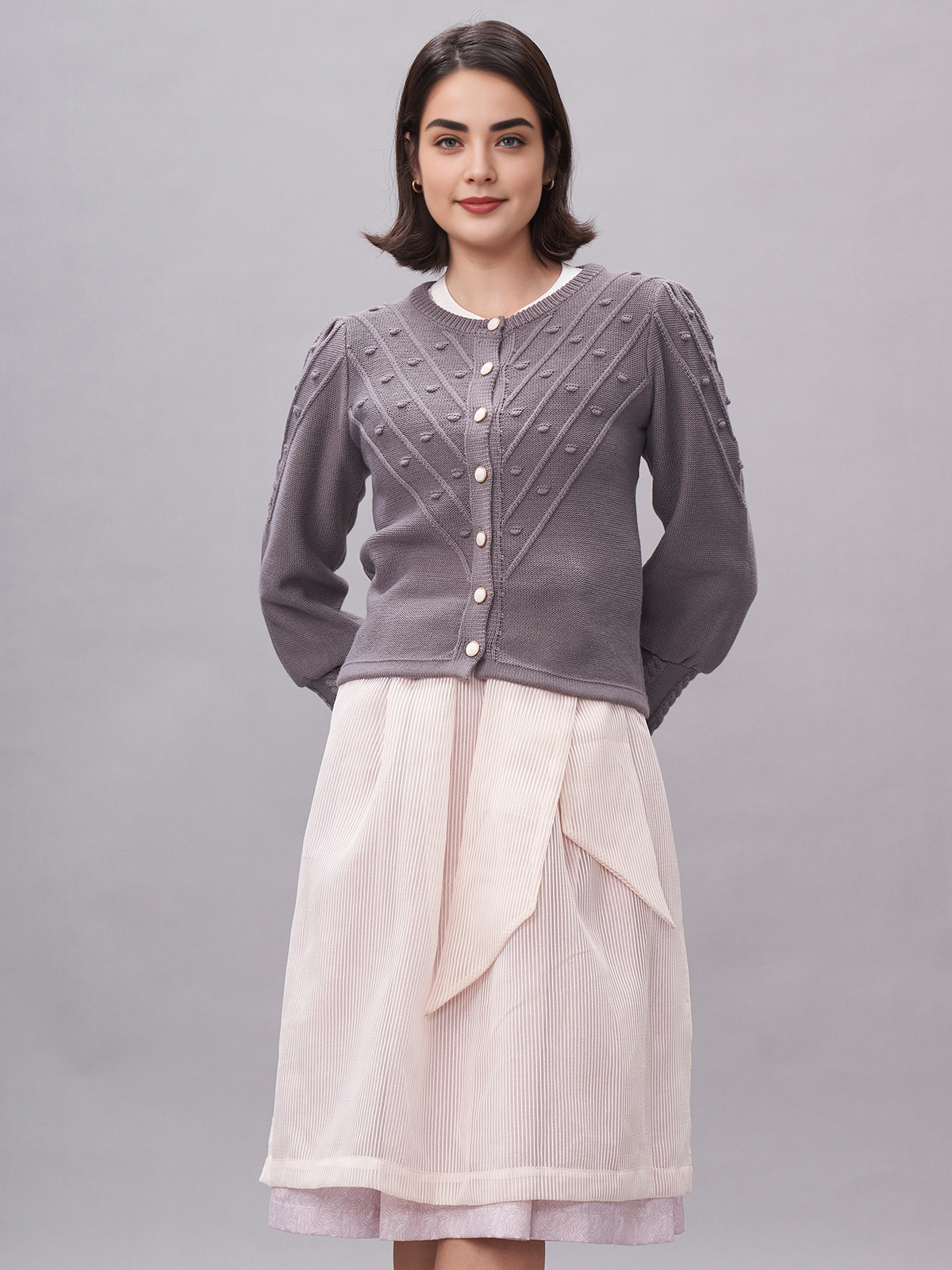 Elegantes smaragdgrünes Samt-Dirndl