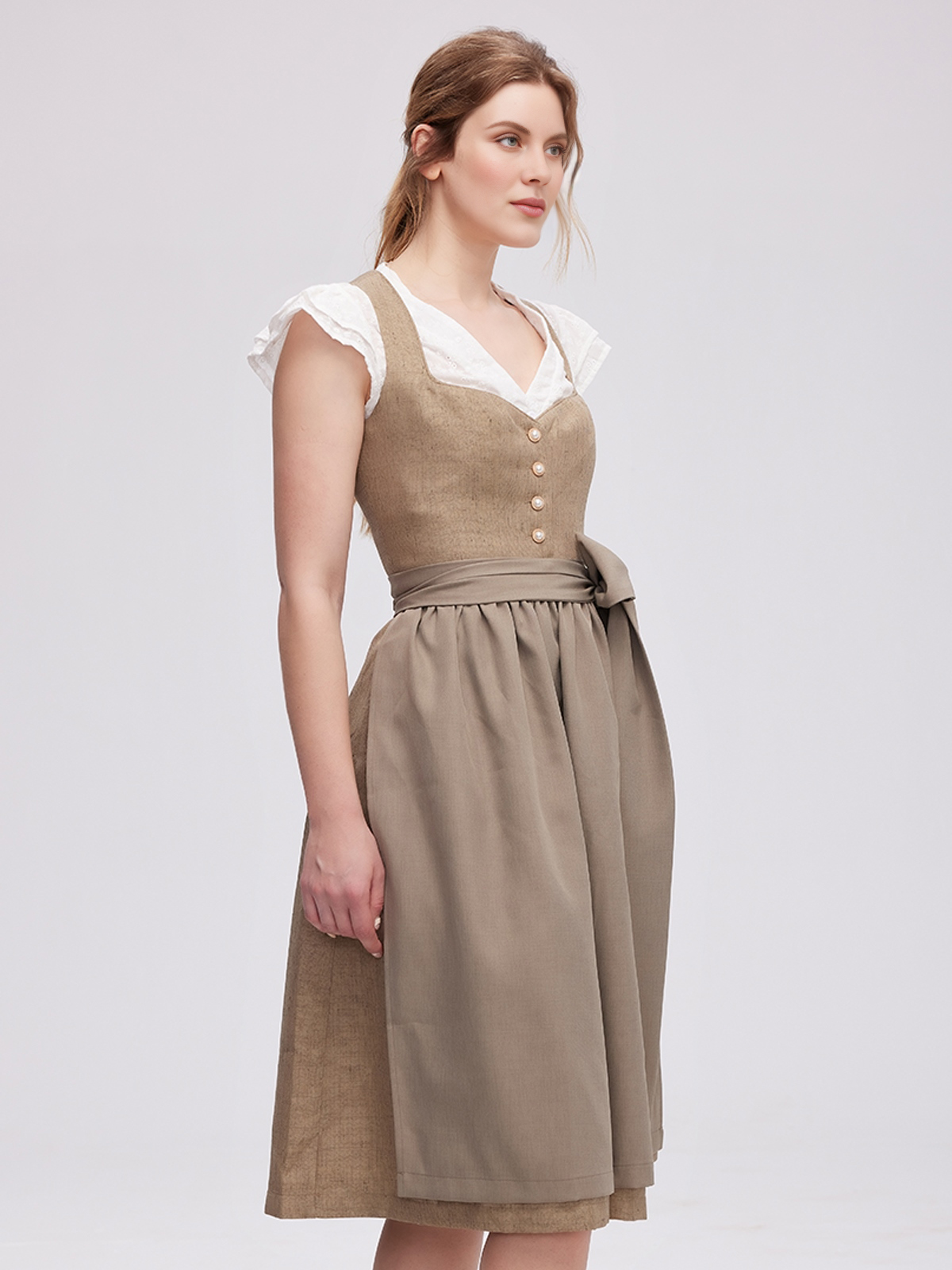 Dirndl in Grün – eine perfekte Alternative für Naturliebhaber
