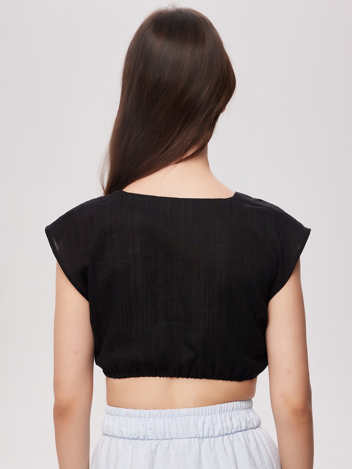 Elegantes einfarbiges Dirndl in Schwarz