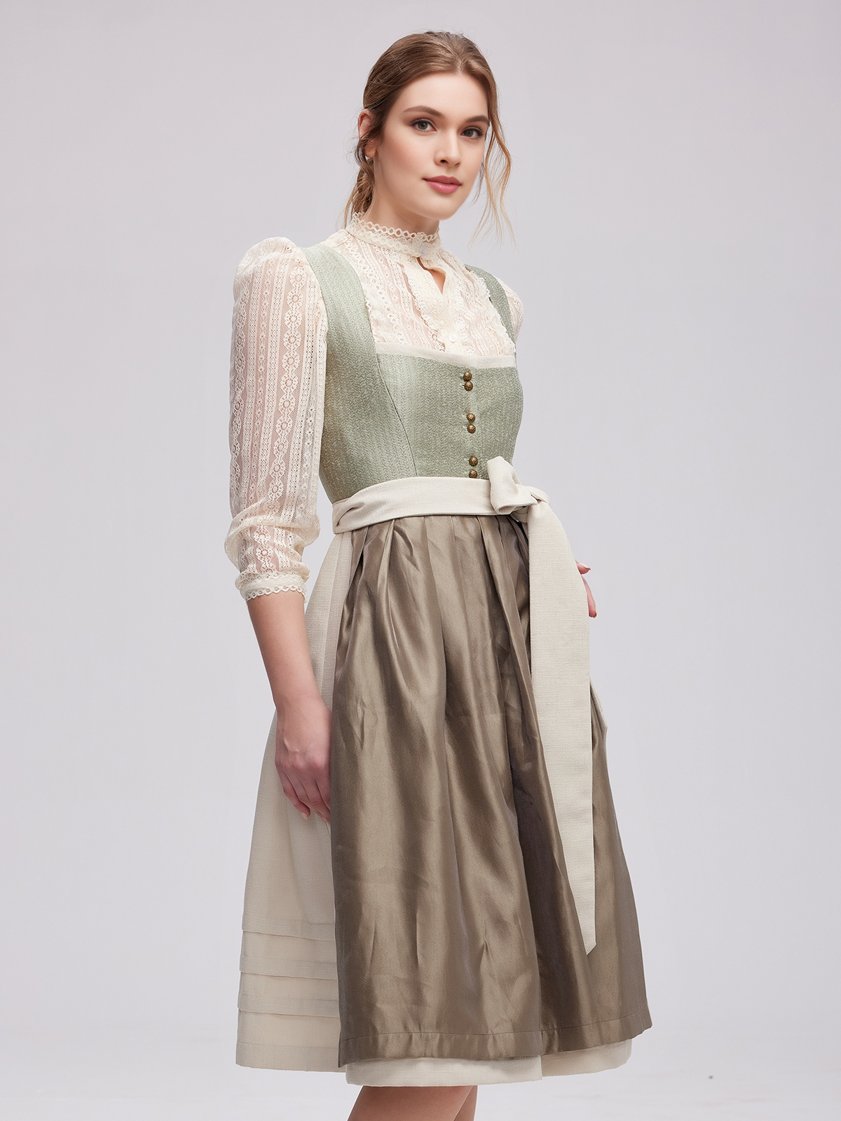 Dirndl blau hochgeschlossen