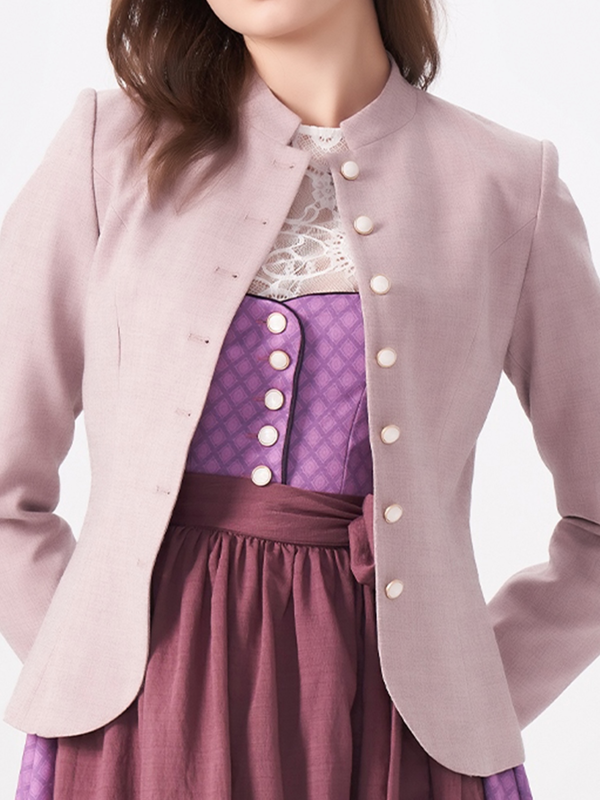 Dirndl in Schwarz mit lila Akzenten