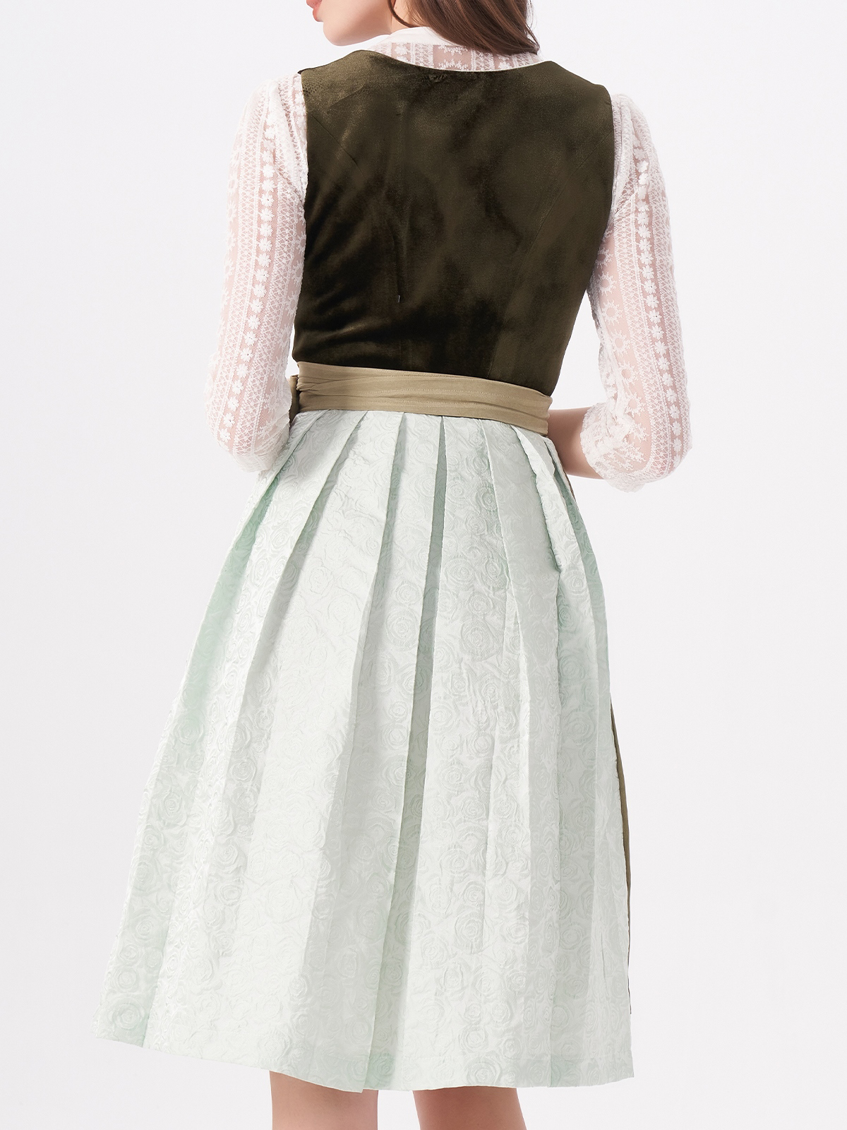 Modernes Dirndl in Grün