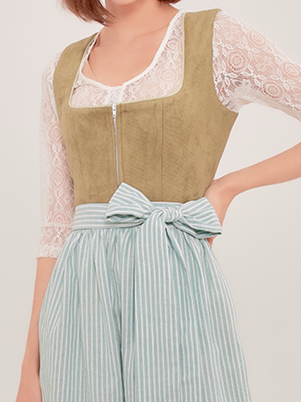 Hochwertiges grünes Dirndl von Ehreer