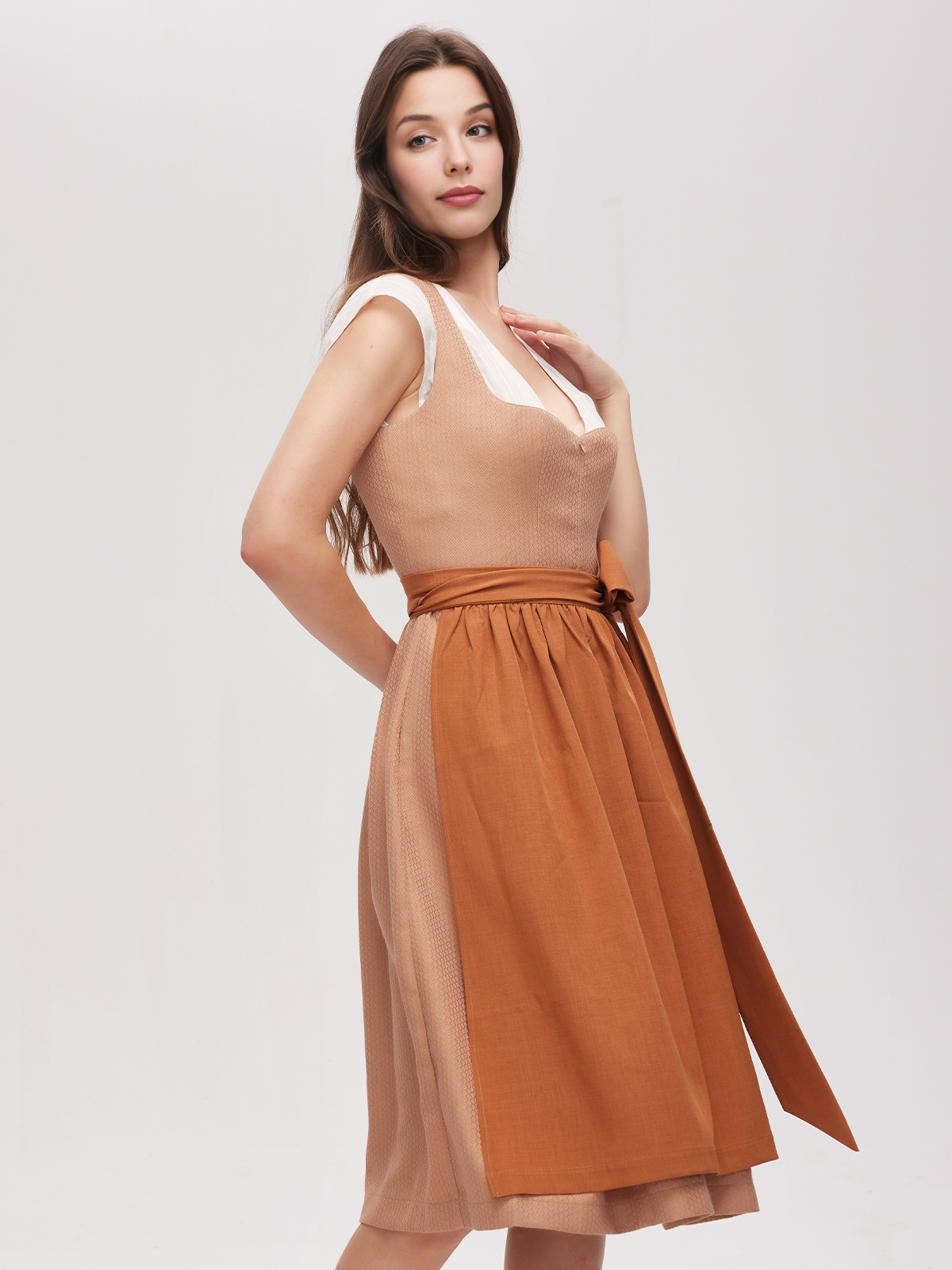 Spitzenbody Weiß mit Dirndl